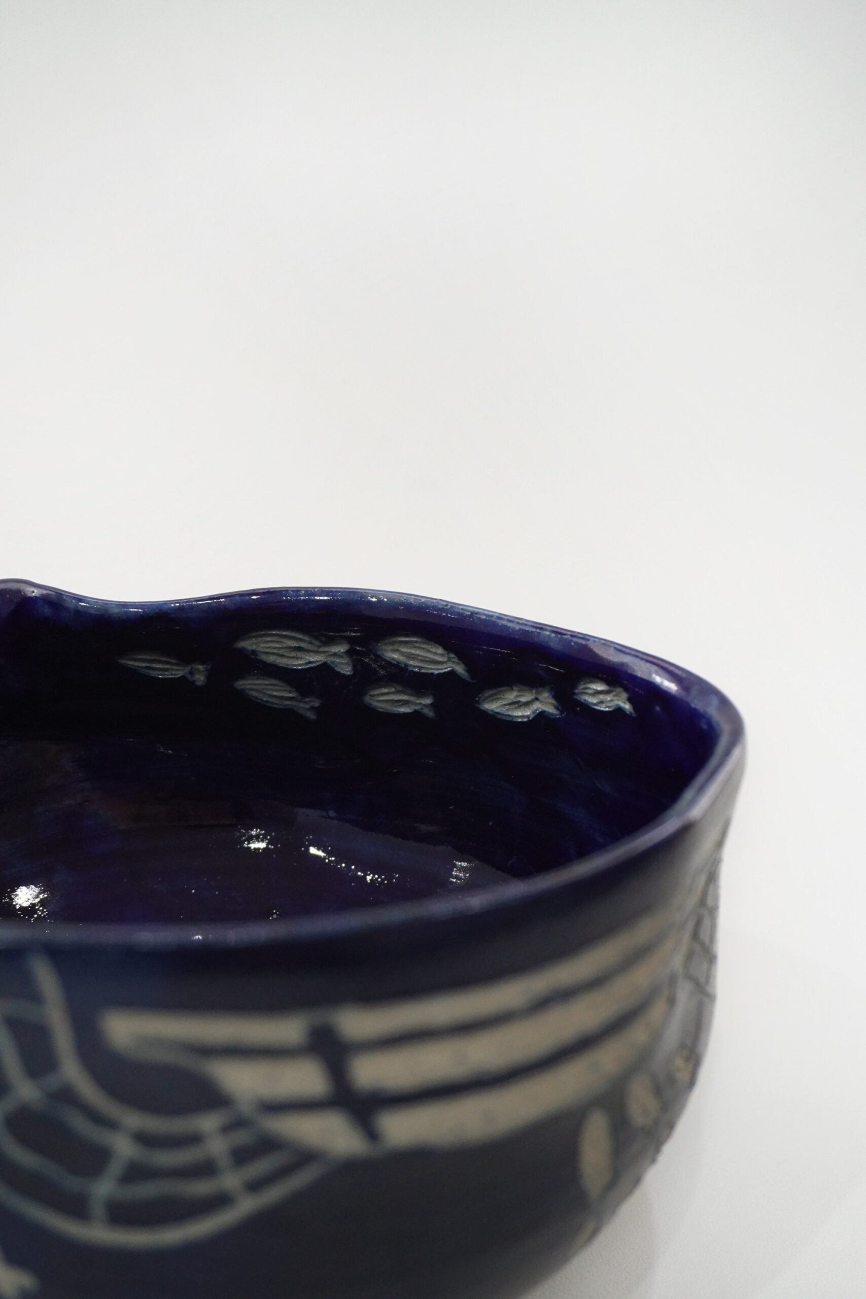 Nii_MatchaBowl5_ITJ_Fish and Net_Inside2